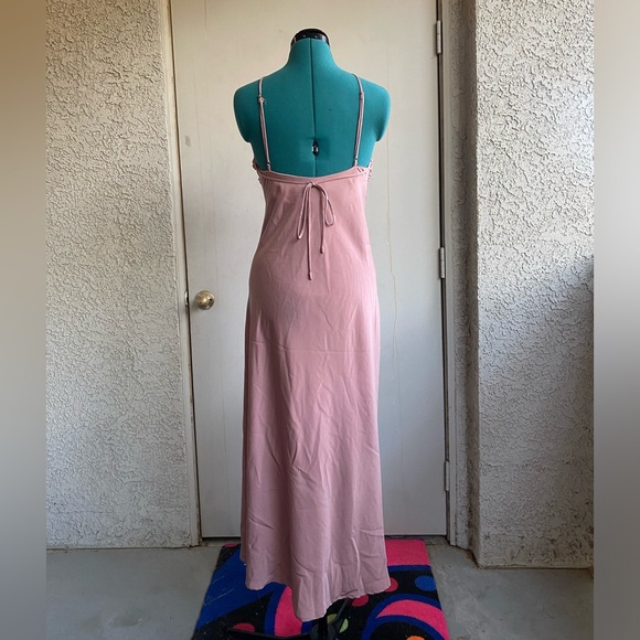 Spring/Summer Event Slip Dress 💘🤭 - Picture 3 of 7